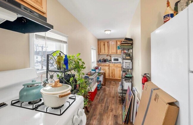 Building Photo - 106 Messer St