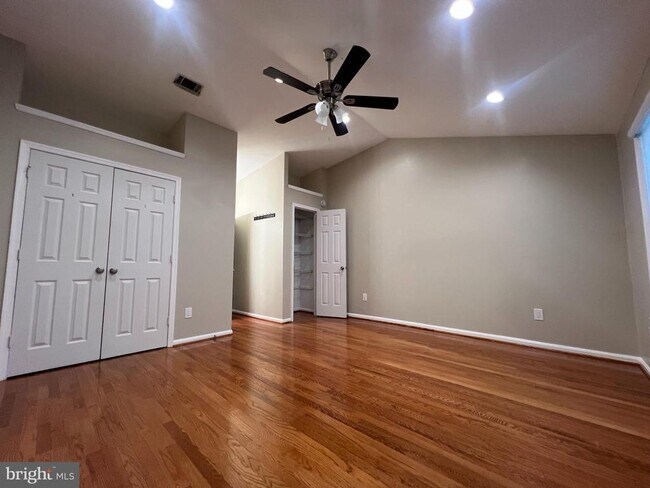 Building Photo - 5803 Norham Dr