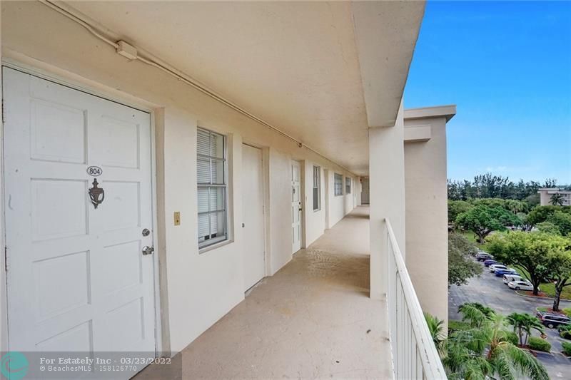 Building Photo - 2661 S Course Dr