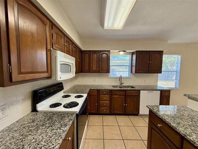 Building Photo - 1507 Big Meadow Dr