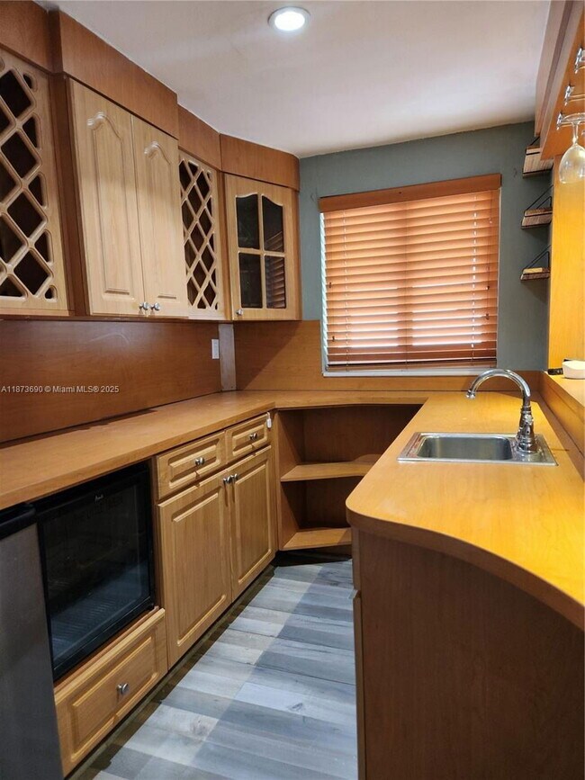 Building Photo - 3620 SW 106th Ave