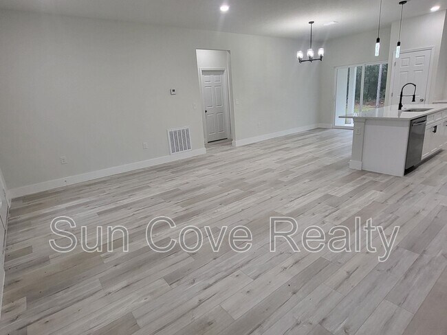 Building Photo - 1604 W Gainsboro Ln