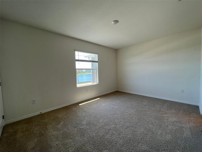 Building Photo - 1065 Blue Jay Dr