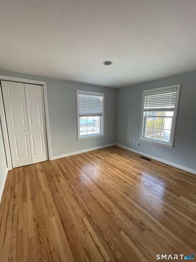 Building Photo - 250 Swanson Ave