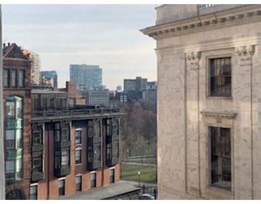 Building Photo - 15 Beacon St