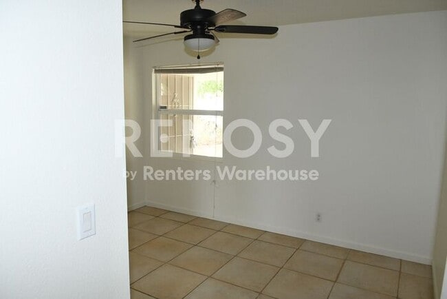 Building Photo - Updated 3 Br 2 Ba 2 Cg Home Near Gilbert Rd and Guadalupe Rd in Gilbert
