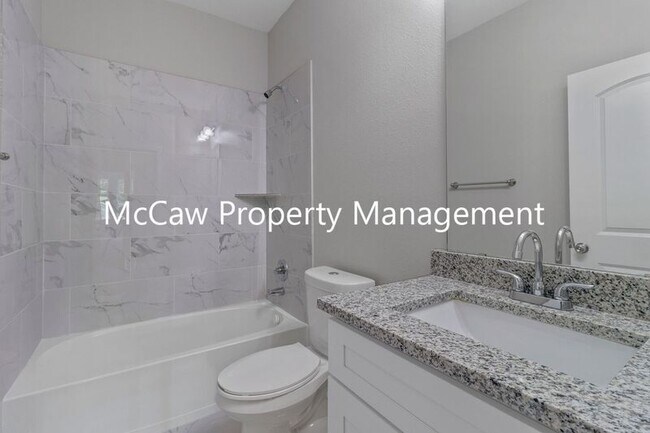 Building Photo - 5004 Colonial Ave