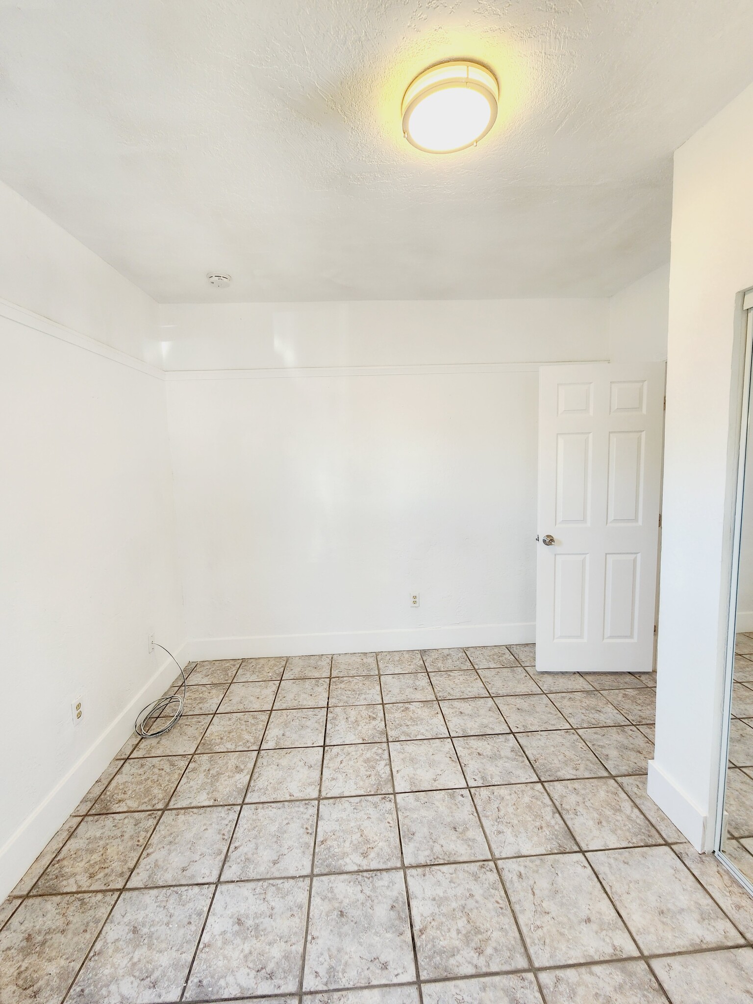 Building Photo - 118 Baker Way