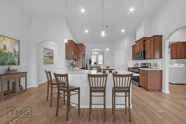 Building Photo - Owasso Dream Home! New Construction! Encla...