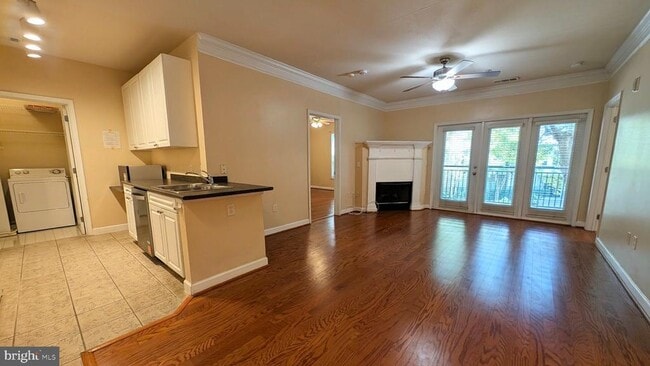 Building Photo - 501 Hungerford Dr