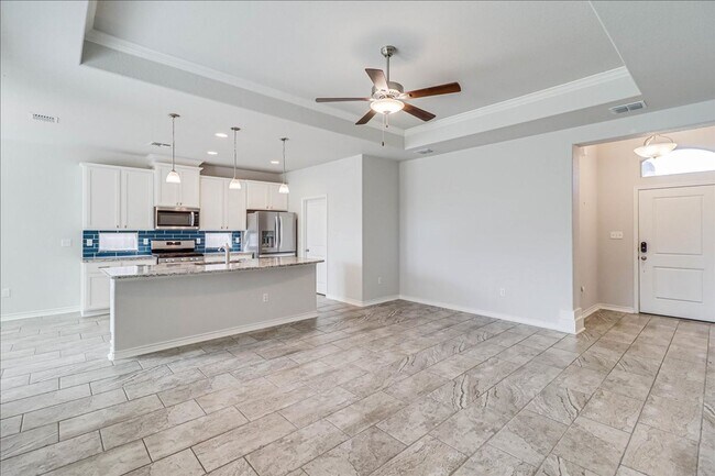 Building Photo - 8010 Calma St