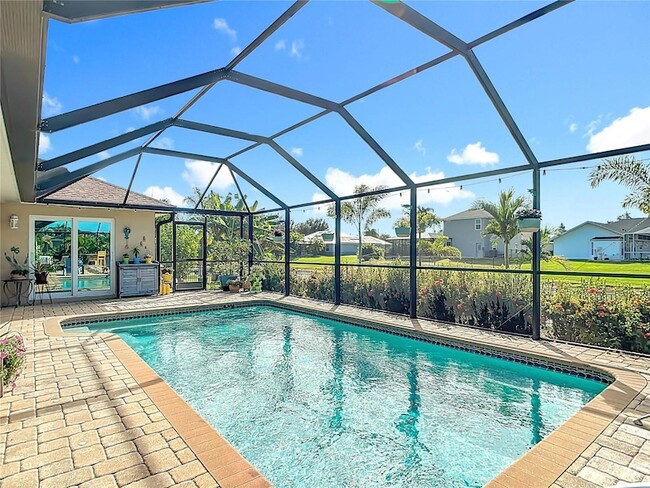 Building Photo - 263 Marker Rd