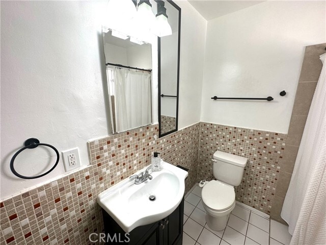 Building Photo - 216 Avenida Cabrillo