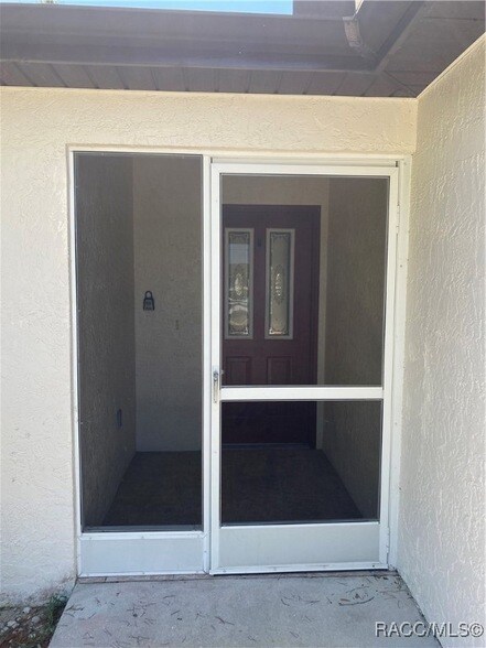 Building Photo - 5420 W Oak Park Blvd