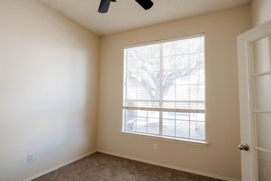 Building Photo - 11449 Pagewynne Dr