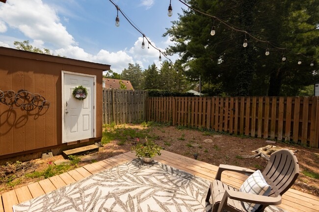 Building Photo - 3191 Sycamore Dr