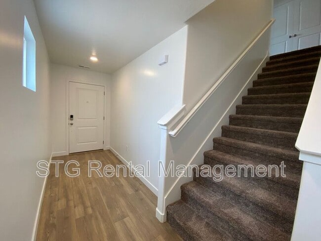 Building Photo - 3237 E Labyrinth Pt Cir