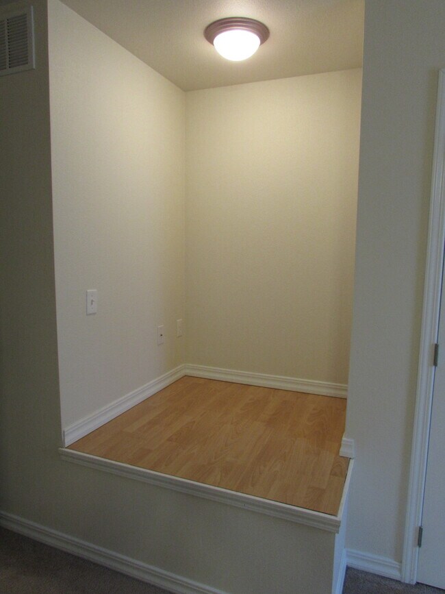 Building Photo - 119 Andrews Dr