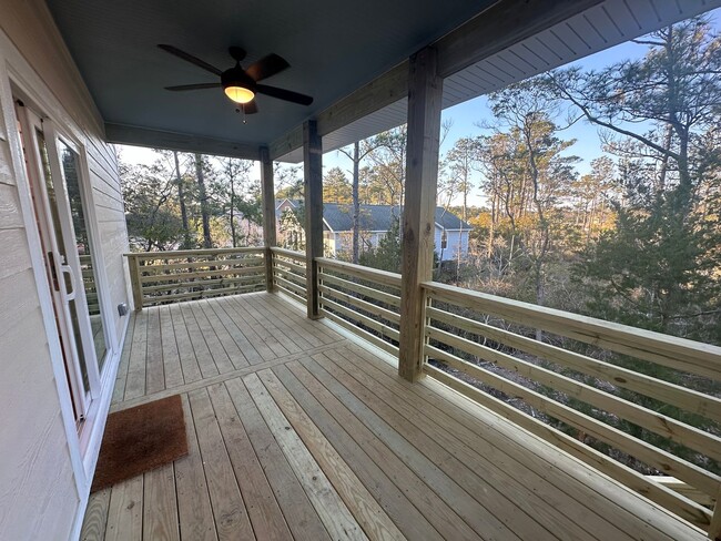 Building Photo - 2 Bed/2 Bath Long-Term Rental in Manteo!
