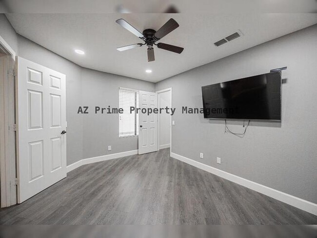 Building Photo - 23750 N 75th Pl