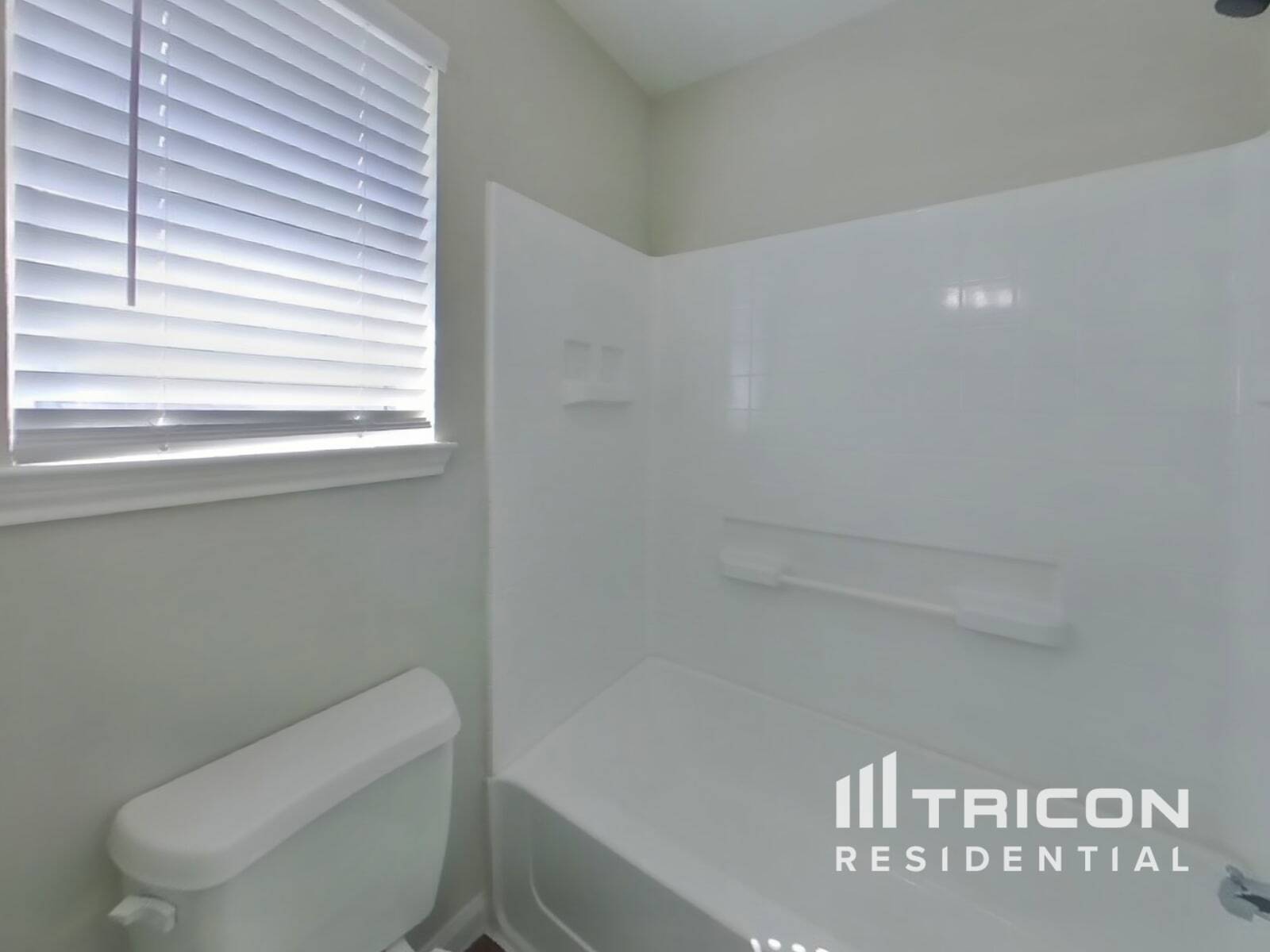 Building Photo - 21414 Jamals Way