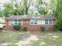 Building Photo - 3016 Myra St
