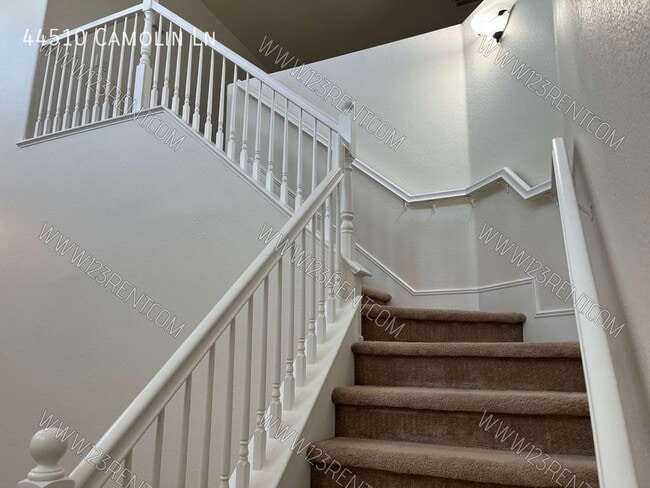 Building Photo - 44510 Camolin Ln