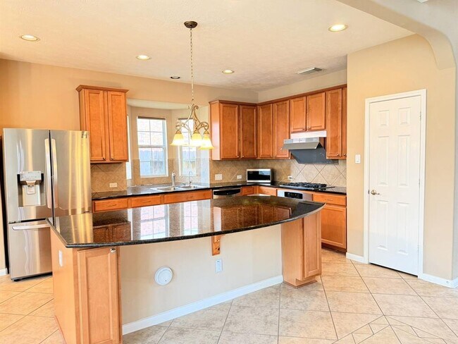 Building Photo - 2214 Jurgensen Ln