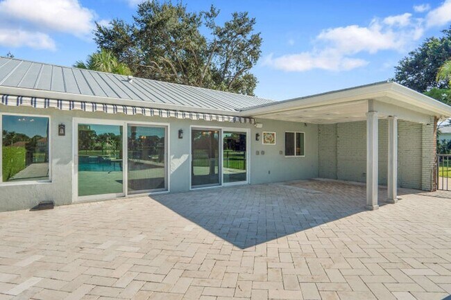 Building Photo - 8631 Steeplechase Dr