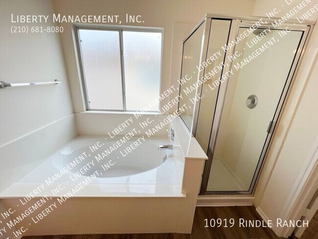Building Photo - 10919 Rindle Ranch
