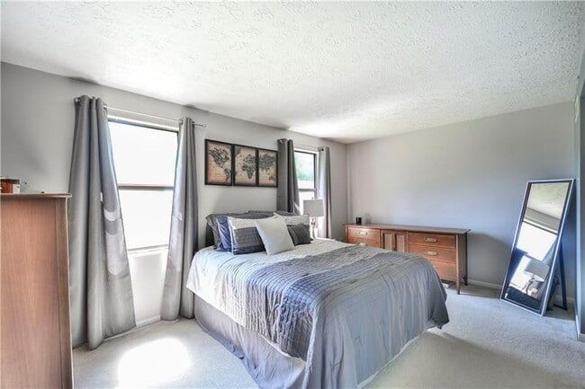 Building Photo - 411 Brookside Ct