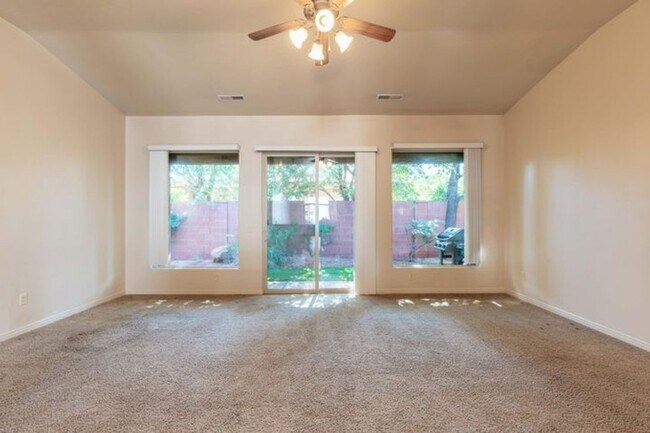 Building Photo - 253 S 260 W