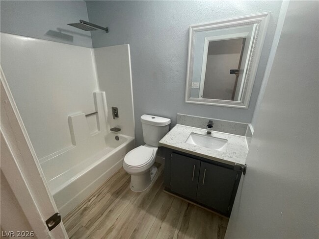 Building Photo - 466 E Sunset Rd