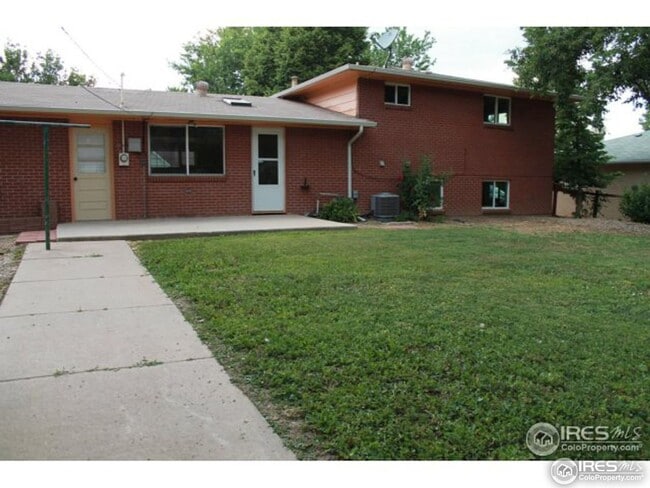 Building Photo - Home in Parkside Subdivision