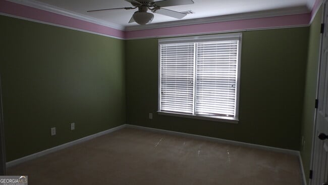 Building Photo - 4071 Copper Creek Way NE