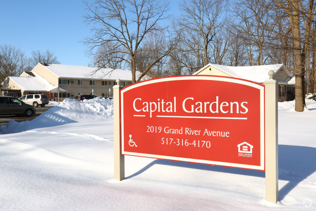 Building Photo - Capital Gardens