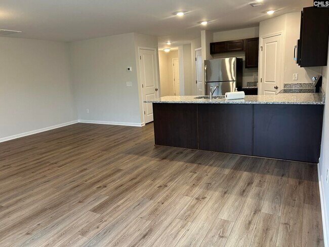 Building Photo - 387 Pinaster Path