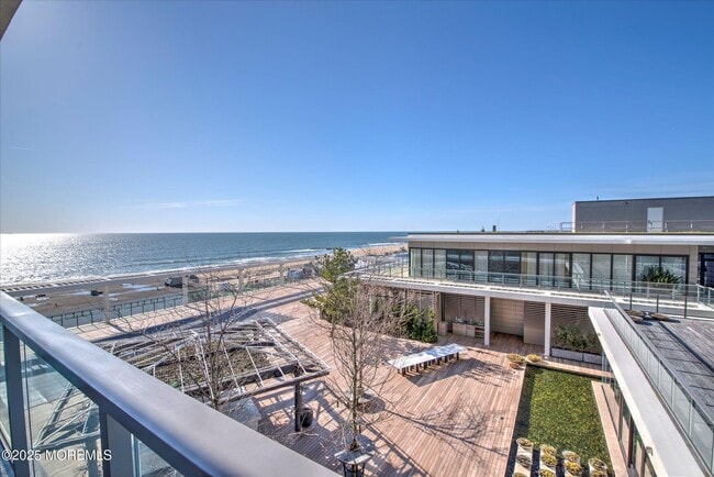 Building Photo - 1101 Ocean Ave N