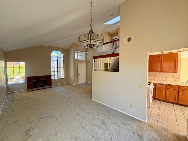 Building Photo - 4BR Large Oceanside Home Near Guajome Lake