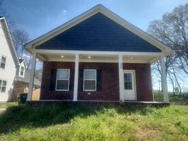 Building Photo - 390 N Liberty St