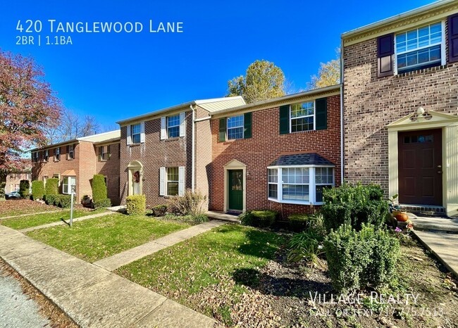 Building Photo - Spacious 2-BR Townhome in Dallastown Schoo...