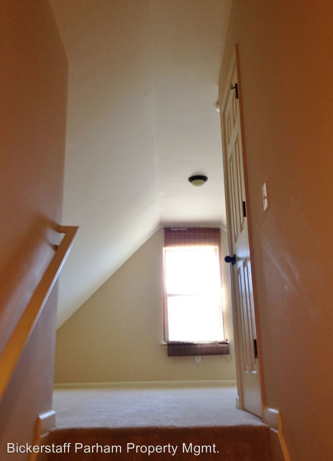Building Photo - 4 br, 2 bath House - 70 Misty Forest Dr