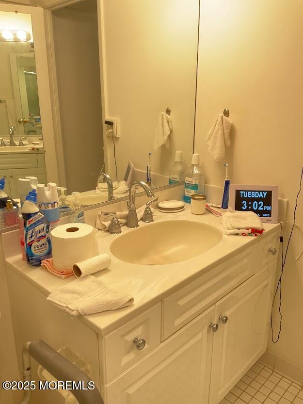 Building Photo - 1 Channel Dr