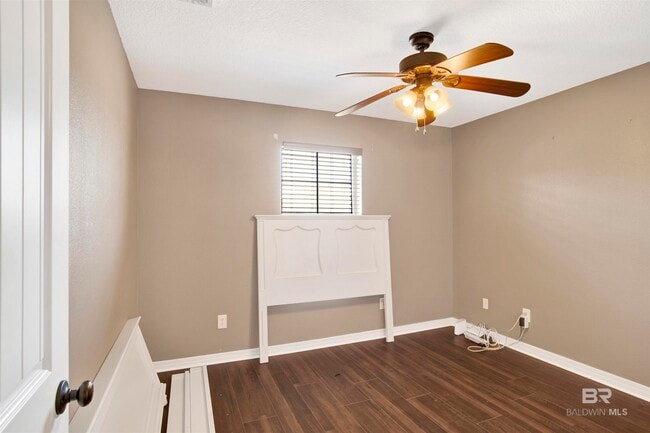 Building Photo - 33633 Field Stone Ln