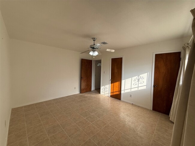 Building Photo - 7325 Ley Rd