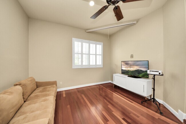 Building Photo - 10342 Solitaire Cir