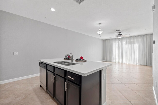Building Photo - 9590 SW Purple Martin Way