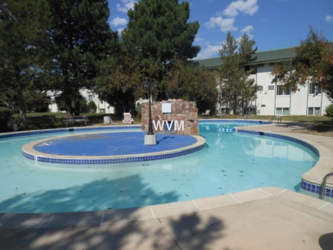 Building Photo - Arapahoe County, Country Club Villas Parke...