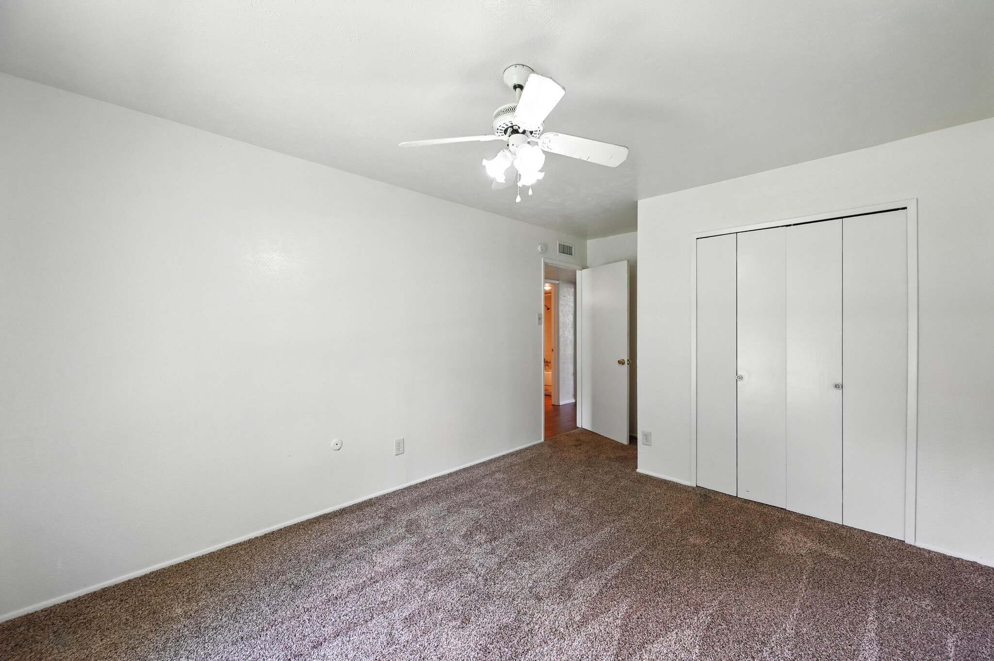 Building Photo - 7101 Christie Ln