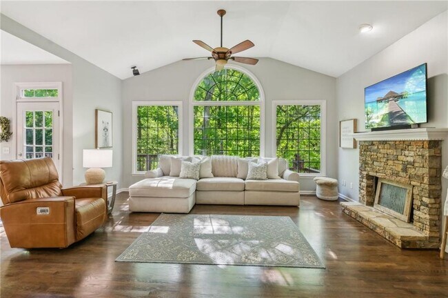 Building Photo - 4750 Spring Wood Trace